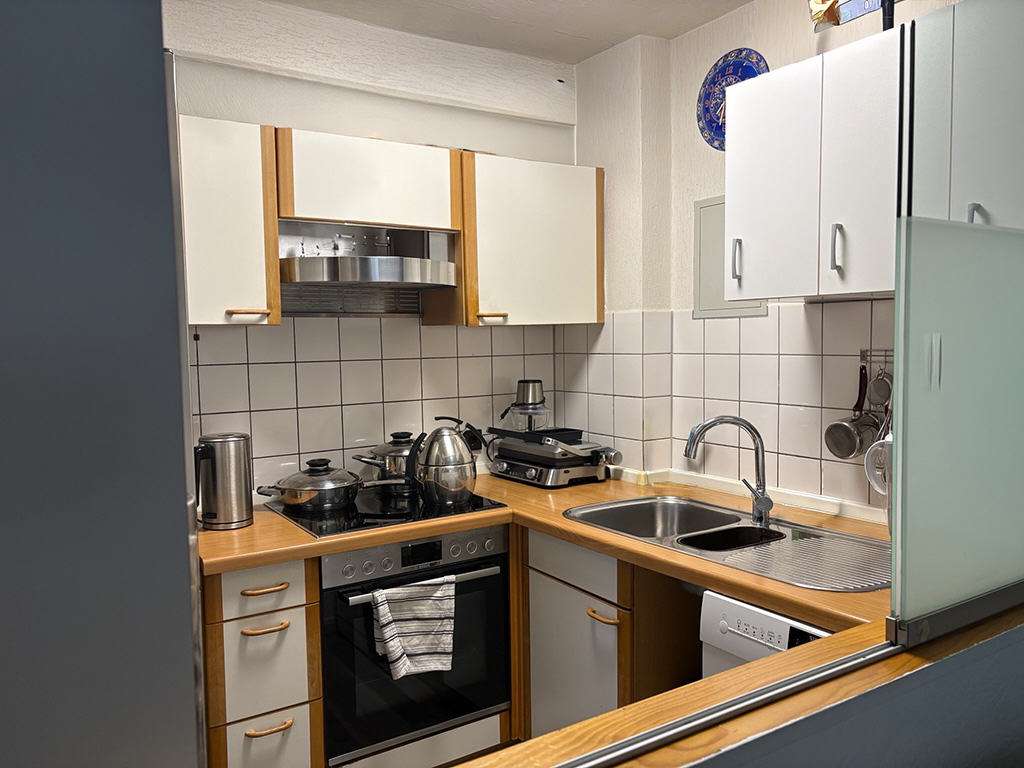 Immobilie in Ingersheim - Kurzfristig beziehbar: gepflegte 4-Zimmer-ETW mit XXL-Terrasse, Einbauküche  und Stellplatz - Bild 3