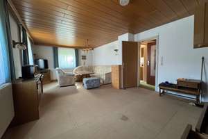 Sanierungsbedürftiges Wohnhaus mit 2 Garagen, Carport und Werkstatt, ideal für Handwerker – Die vollständige Adresse der Immobilie erhältst du vom Anbieter., 86415 Mering – Vorschaubild 4