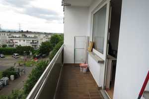 Solide Kapitalanlage mit Balkon und Stellplatz! – Friedrich-Ebert-Straße 32, 65795 Main-Taunus-Kreis – Vorschaubild 5