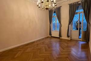 Klassische  4  Zimmer-Altbauwohnung / 2 Bäder  +  Gäste -WC /  Aufzug/  großer Balkon – Die vollständige Adresse der Immobilie erhältst du vom Anbieter., 65185 Mitte, Wiesbaden – Vorschaubild 4
