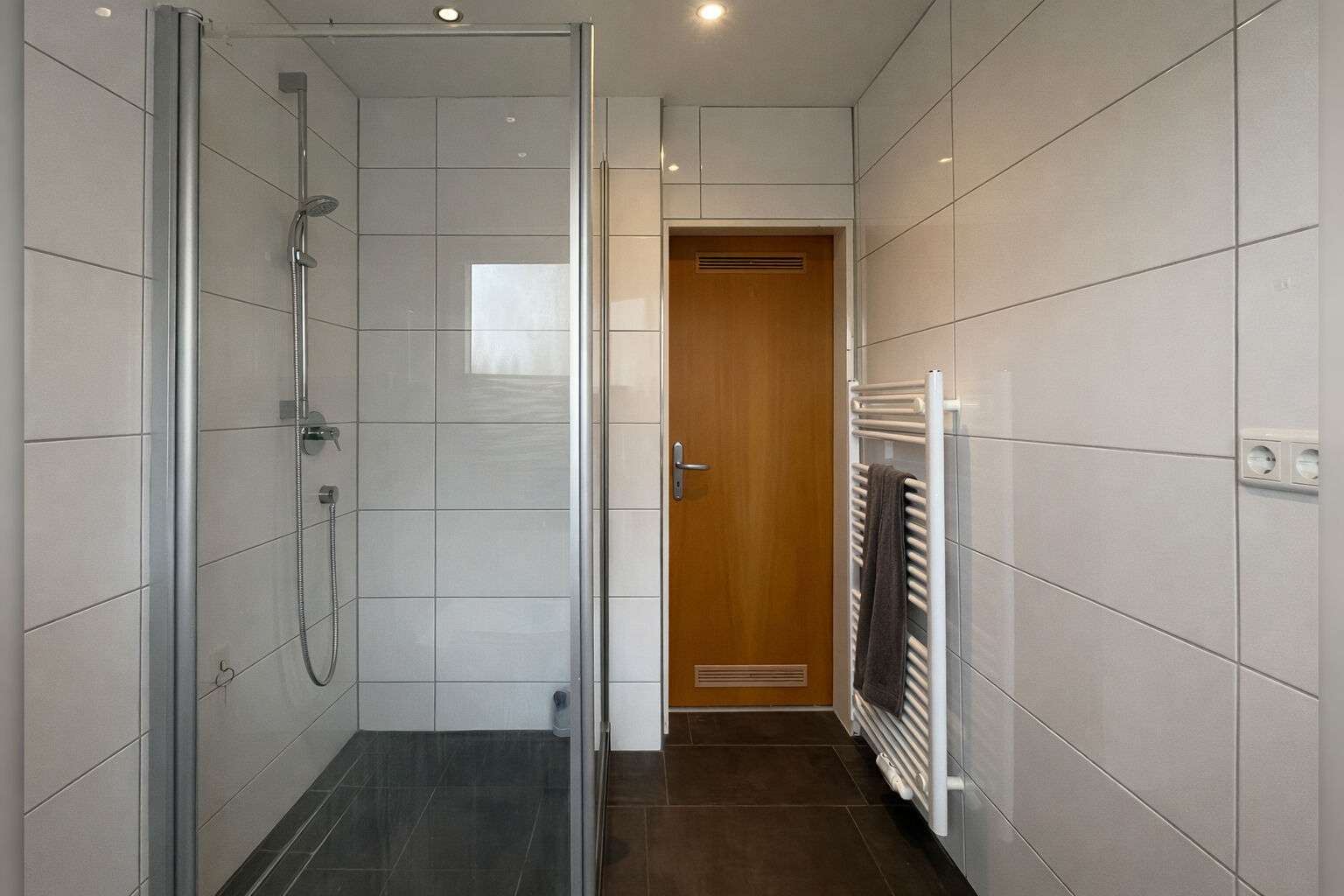 Immobilie in Bocholt - Ruhe trifft Lage – Stilvolle Wohnung mit Waldblick nahe Krankenhaus & Fachhochschule - Bild 2