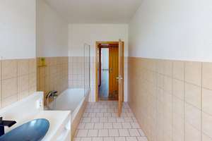 Charmante Dachgeschosswohnung mit Badewanne – Humboldtstr. 10, 9130 Sonnenberg, Chemnitz – Vorschaubild 4
