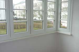 Wow!!! - Tolle 2-Raum mit Balkon und kleinem Wintergarten im Heimgarten – Heimgarten 112, 9127 Chemnitz – Vorschaubild 3