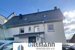 Ihr neues Eigenheim mit viel Potenzial Einfamilienhaus mit Garage in Schwenningen/Heuberg – Sigmaringen (Kreis) – Vorschaubild 1