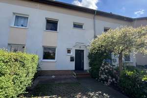 Viel Platz für Ihren Alltag: Modernisiertes Reihenmittelhaus in Potsdam
