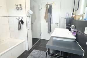 Einziehen & wohlfühlen – Wohnung mit Gartenanteil & 2 Stellplätzen in begehrter Lage von Allersberg – Sandstraße 11, 90584 Allersberg – Vorschaubild 11