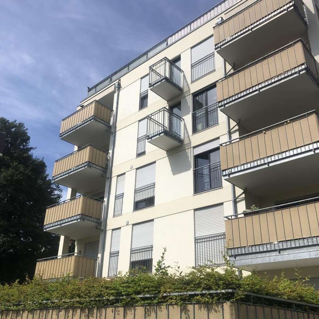 Rendite 2,74%!Vermietete 3-Zi.-Whg. mit Einbaukü., Balkon fußläufig zur Altstadt, zw. Altstadt u....