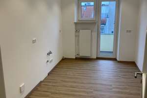 3 Zimmer-Wohnung mit Balkon – Kurfürstenplatz 5, 80796 Neuschwabing, München – Vorschaubild 7