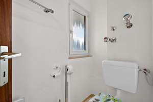 Großzügige 2-Zimmer-Wohnung mit Balkon in zentraler Lage der Pforzheimer Nordstadt – Emil-Strauß-Straße 9, 75179 Nordstadt, Pforzheim – Vorschaubild 12