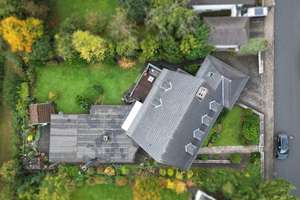 Großzügiges Einfamilienhaus mit Einliegerwohnung – zentrale Wohnlage am Schorenweg in Warstein – Die vollständige Adresse der Immobilie erhältst du vom Anbieter., 59581 Warstein – Vorschaubild 3