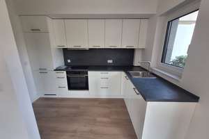 Erdgeschoss 3 Zimmer mit Terrasse und Einbauküche im Neubau – Auf der Großen Heide 47, 33609 Mitte, Bielefeld – Vorschaubild 3