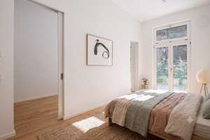 Bezugsfreies Neubaupartment mit vielen Annehmlichkeiten für Selbstnutzer oder Kapitalanleger – Die vollständige Adresse der Immobilie erhältst du vom Anbieter., 81479 Obersendling, München – Vorschaubild 3