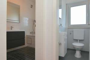 Sonnige, großzügige 4-Zimmer Wohnung in Stuttgart Uhlbach – Die vollständige Adresse der Immobilie erhältst du vom Anbieter., 70329 Uhlbach, Stuttgart – Vorschaubild 27