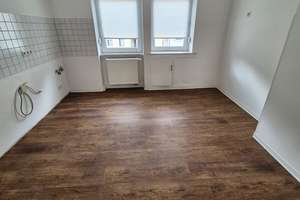 Wunderschöne, renovierte 2ZKB-Altbauwohnung in SB-St. Arnual! – Saargemünder Str. 122, 66119 St. Arnual, Saarbrücken – Vorschaubild 3