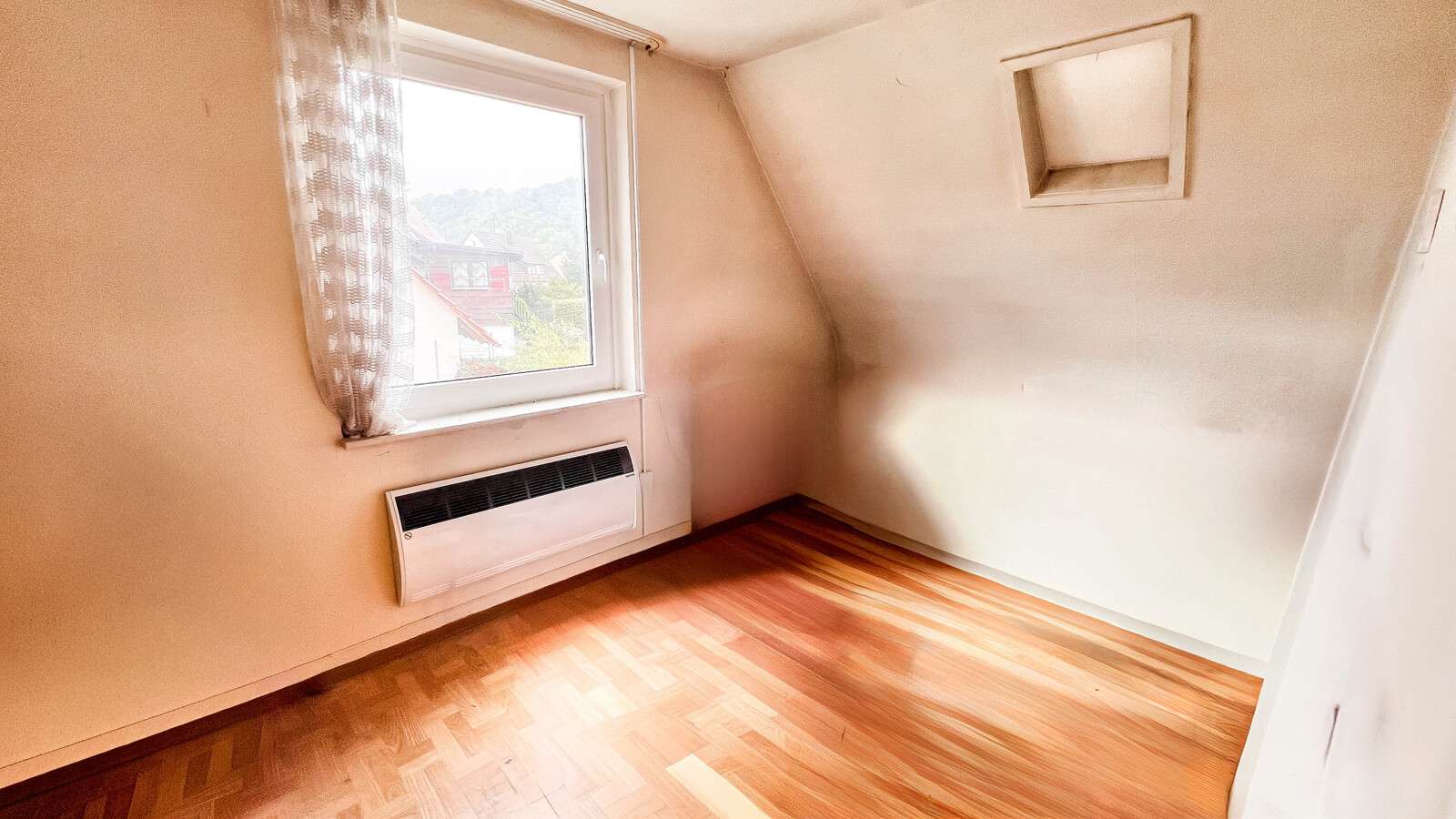 Immobilie in Weißbach - Großzügiges Einfamilienhaus mit Entwicklungspotenzial - Bild 7