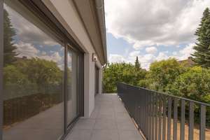 Wohnen mit Wohlfühlcharakter – hochwertig sanierte Wohnung mit großem Balkon