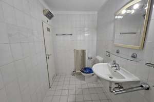 N- Nähe Südklinikum, gut geschnittene, helle 4-Zimmerwohnung mit Tageslichtbad, Gäste WC und Garage – Die vollständige Adresse der Immobilie erhältst du vom Anbieter., 90473 Langwasser Südost, Nürnberg – Vorschaubild 19