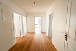 Erstbezug nach Komplettsanierung – Familienfreundliche 4-Zi-Wohnung mit Loggia mitten in Esslingen – Schillerstraße 12, 73728 Innenstadt, Esslingen am Neckar – Vorschaubild 11