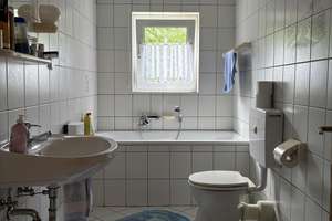 Gepflegtes Einfamilienhaus mit Garage auf großem Grundstück in Siegen- Gosenbach  – 57080 Gosenbach, Siegen – Vorschaubild 29