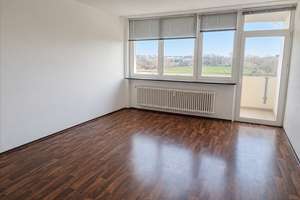 Hoch über den Dächern von Erlangen mit Blick ins Grüne – Die vollständige Adresse der Immobilie erhältst du vom Anbieter., 91054 Tal, Erlangen – Vorschaubild 4