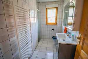 Gepflegtes Einfamilienhaus mit Garten und Garage in traumhafter Lage – ideal für Familien! – Mittelring 13, 7586 Greiz (Kreis) – Vorschaubild 5