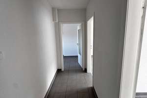 Modernisierte 2-Zimmer-Dachgeschosswohnung in Duisburg – Fischerstrasse 65, 47055 Wanheimerort, Duisburg – Vorschaubild 13