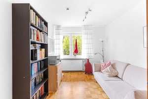 Ihr neues Zuhause in Ziegetsdorf - Modernisiertes Zweifamilienhaus mit Gartenparadies und PV-Anlage! – Regensburg – Vorschaubild 26