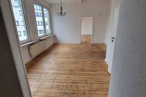 Helle 4 Zimmer Wohnung in einem  schönen Stadthaus