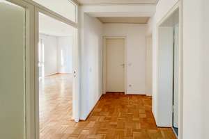 Helle 2-Zimmer-Wohnung mit Balkon und direktem Gartenzugang in Bochum-Altenbochum – Am Dornbusch 19, 44803 Altenbochum, Bochum – Vorschaubild 2