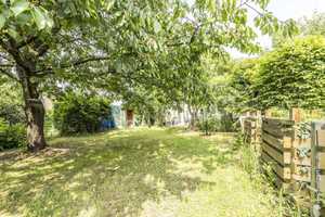 Charmantes Reiheneckhaus mit Ausbaupotential und herrlichem Südwest-Garten – München – Vorschaubild 18