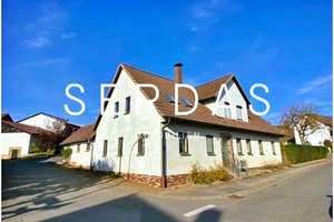 Vermietetes 1–2 Familienhaus – Solide Kapitalanlage mit Entwicklungspotenzial – Die vollständige Adresse der Immobilie erhältst du vom Anbieter., 96484 Meeder – Vorschaubild 1