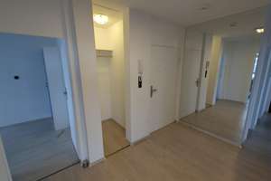 Lichtdurchflutete große Eigentumswohnung Wuppertal Elberfeld/Uellendahl mit Traum-Ausblick – Theodor-Heuss-Straße 50, 42109 Uellendahl-Katernberg, Wuppertal – Vorschaubild 9