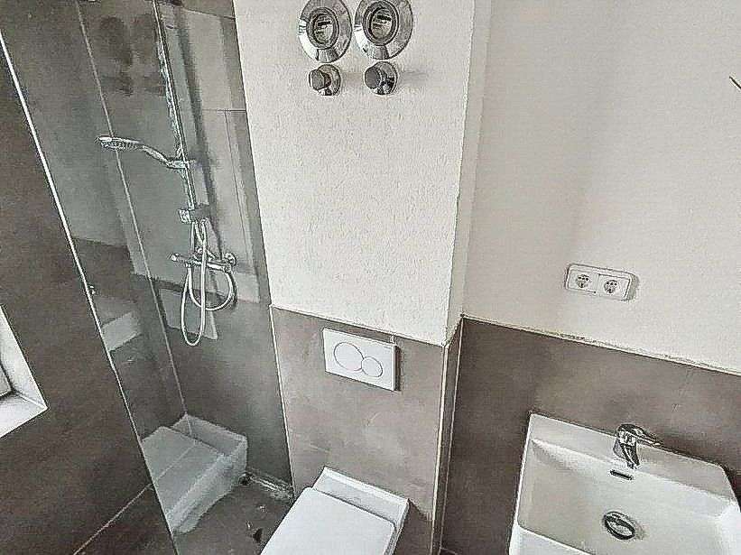 Immobilie in Immenhausen - Zweifamilienhaus mit Garage in Immenhausen - Bild 6