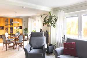 Ihr neues Zuhause: Doppelhaushälfte mit Einliegerwohnung und großzügigem Garten – Rendsburg-Eckernförde (Kreis) – Vorschaubild 4