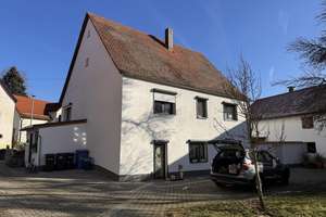 Einfamilienhaus/Bauernhaus mit Werkstatt, großem Grundstück, Scheune & Stall