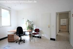 2 Häuser: Repräsentatives Wohnhaus, Ferienwohnung, Arztpraxis u. Doppelgarage (ca. 571 m² WFL/NFL) z – Die vollständige Adresse der Immobilie erhältst du vom Anbieter., 53947 Nettersheim – Vorschaubild 5