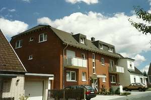 Helle, moderne 3-Zimmer-Wohnung mit 2 Balkonen und Einbauküche, Nähe Universität