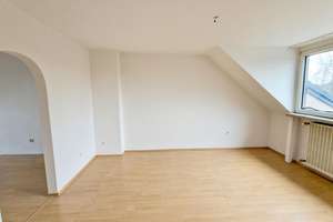 Fünffamilienhaus mit 87 m² leerer Wohnung und großem Garten. – Die vollständige Adresse der Immobilie erhältst du vom Anbieter., 46145 Sterkrade-Mitte, Oberhausen – Vorschaubild 8