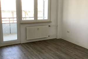 Moderne 2,5 Zimmer-Wohnung mit Balkon – Frohnhauser Str. 369, 45144 Frohnhausen, Essen – Vorschaubild 3