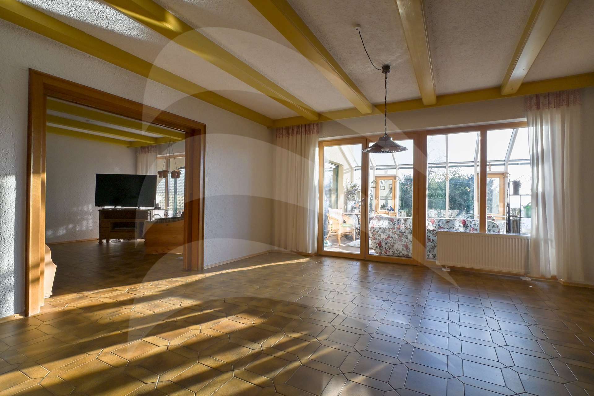 Immobilie in Marklkofen - Geräumiges Einfamilienhaus mit Weitblick ins Vilstal - Bild 14