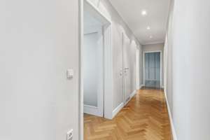 Nähe KÖ/Altstadt: Hochwertige 3,5 Zi-ETW mit Aufzug! Elegante City-Oase! Große Loggia! – Die vollständige Adresse der Immobilie erhältst du vom Anbieter., 40477 Pempelfort, Düsseldorf – Vorschaubild 13