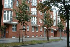 Moderne 3,5-Zimmer-Dachgeschosswohnung ohne Fahrstuhl