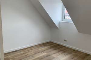 2 Zimmer Dachgeschoss im Herzen von Erfurt – Röntgenstr. 1, 99085 Altstadt, Erfurt – Vorschaubild 12