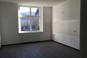 Renovierte 4-Zimmer-Wohnung im 2. OG in Hagen-Wehringhausen – Langestr. 70, 58098 Wehringhausen, Hagen – Vorschaubild 2