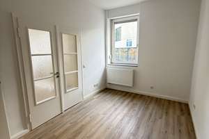 Erstbezug nach Vollsanierung: Lichtdurchflutete 4-Zimmer-Wohnung in der Kölner Südstadt, nähe Hafen! – Seyengasse 5, 50678 Altstadt/Süd, Köln – Vorschaubild 13