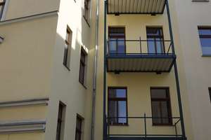 HIER KOMMT MAN GERN HEIM! 2 Zimmer-EG-Wohnung mit (kleinem) Balkon nahe der Altstadt – Gorkistraße 21, 99084 Brühlervorstadt, Erfurt – Vorschaubild 2