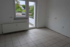Helle 3,5-Zimmer-Wohnung mit Balkon in Oberhausen-Tackenberg – Hamburger Straße 44, 46145 Tackenberg, Oberhausen – Vorschaubild 4