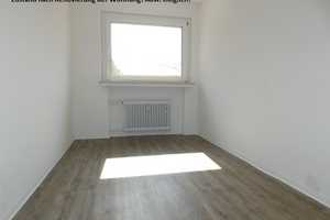 Tolle 3-Zimmerwohnung in grüner Umgebung mit Vinylboden und Balkon... – Gleiwitzer Str. 13, 47239 Duisburg – Vorschaubild 4
