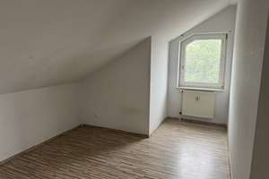 NUR MIT WBS (3 Personen) - helle Dachgeschosswohnung – Börsenstraße 118, 42657 Burg/Höhscheid, Solingen – Vorschaubild 5
