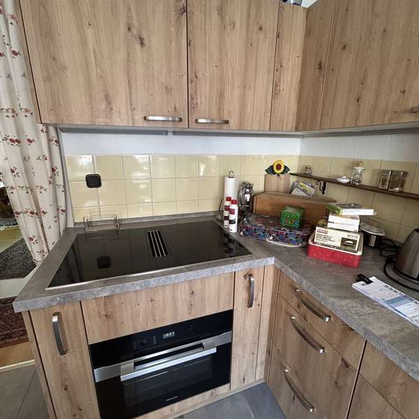 ***gepflegte 3-Zimmer-Wohnung mit Balkon in zentraler Lage***